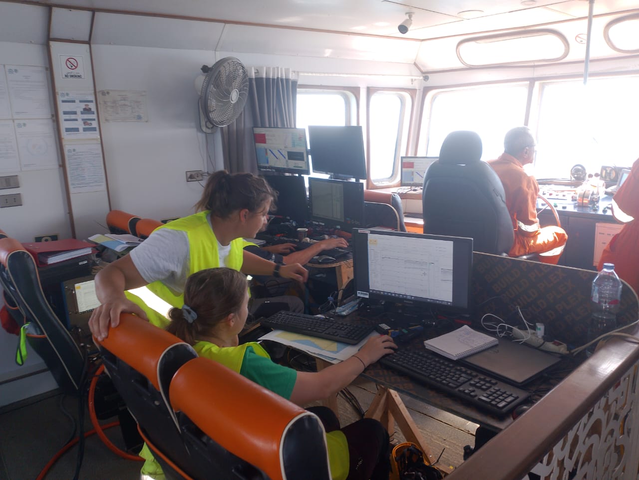 BADR 103 Performing Marine Underwater Survey Works at Abu Qir Port